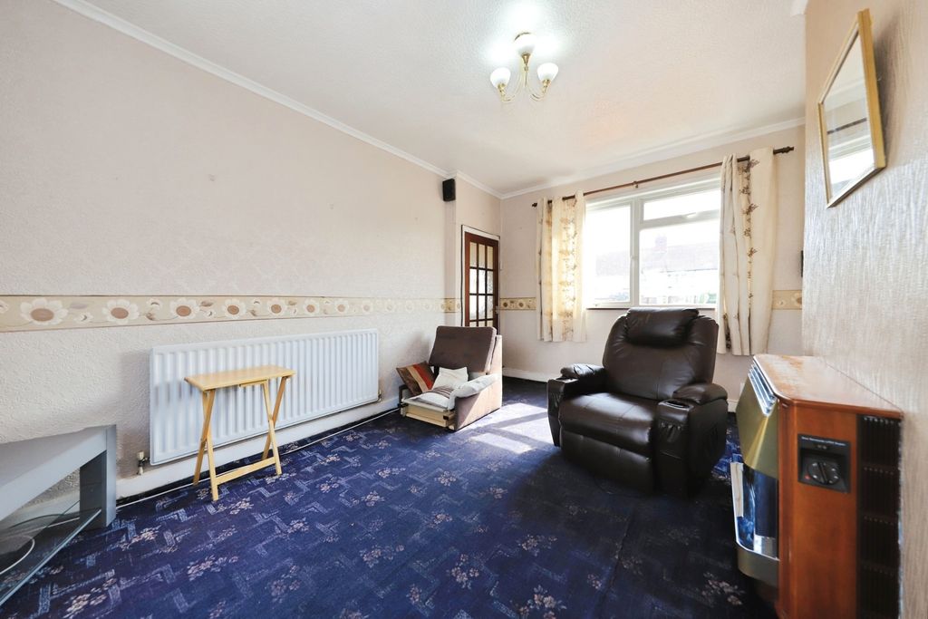 Property photo 2 of 17 Photo