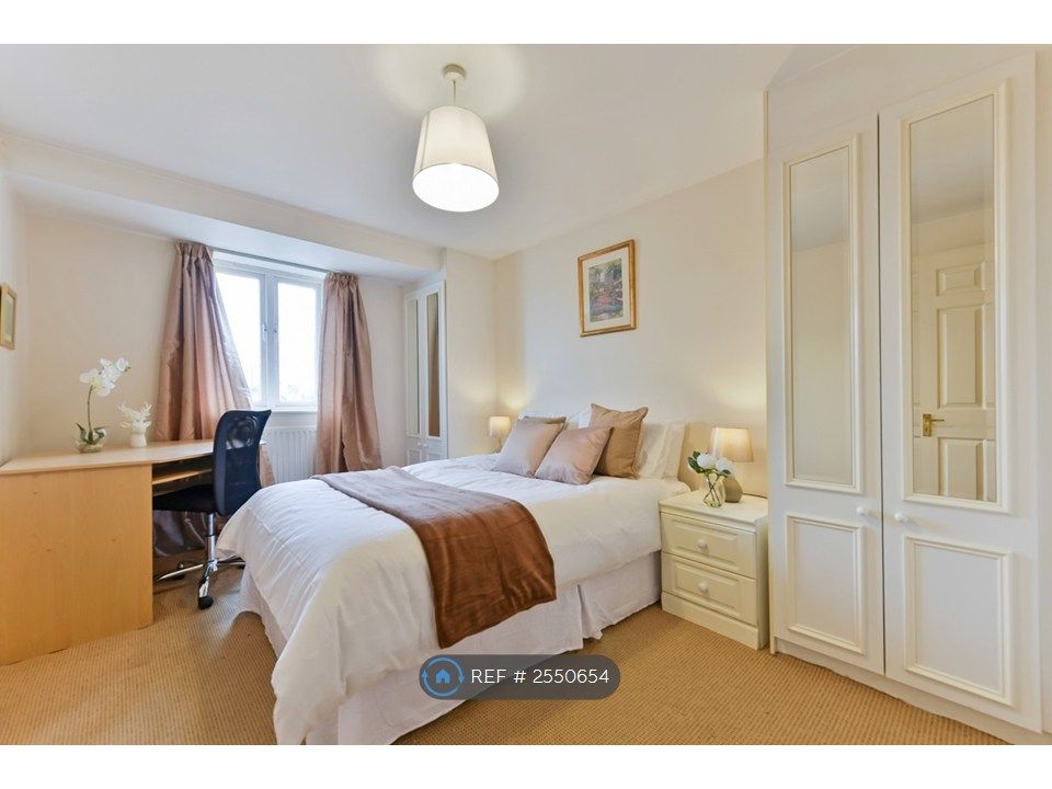 Property photo 1 of 3