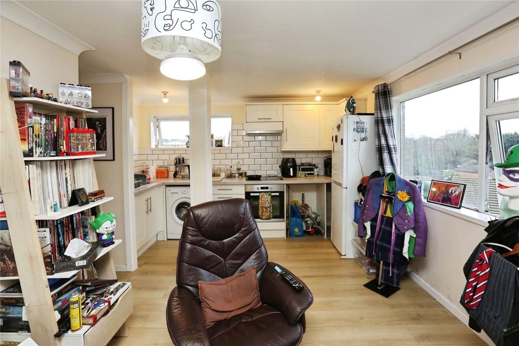 Property photo 3 of 10 Picture No. 08