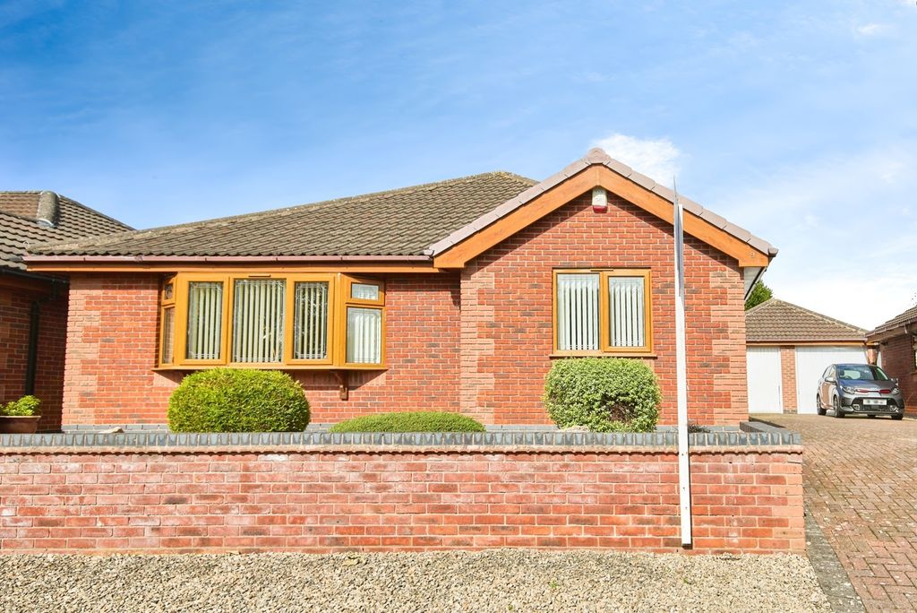 Property photo 1 of 17 Photo