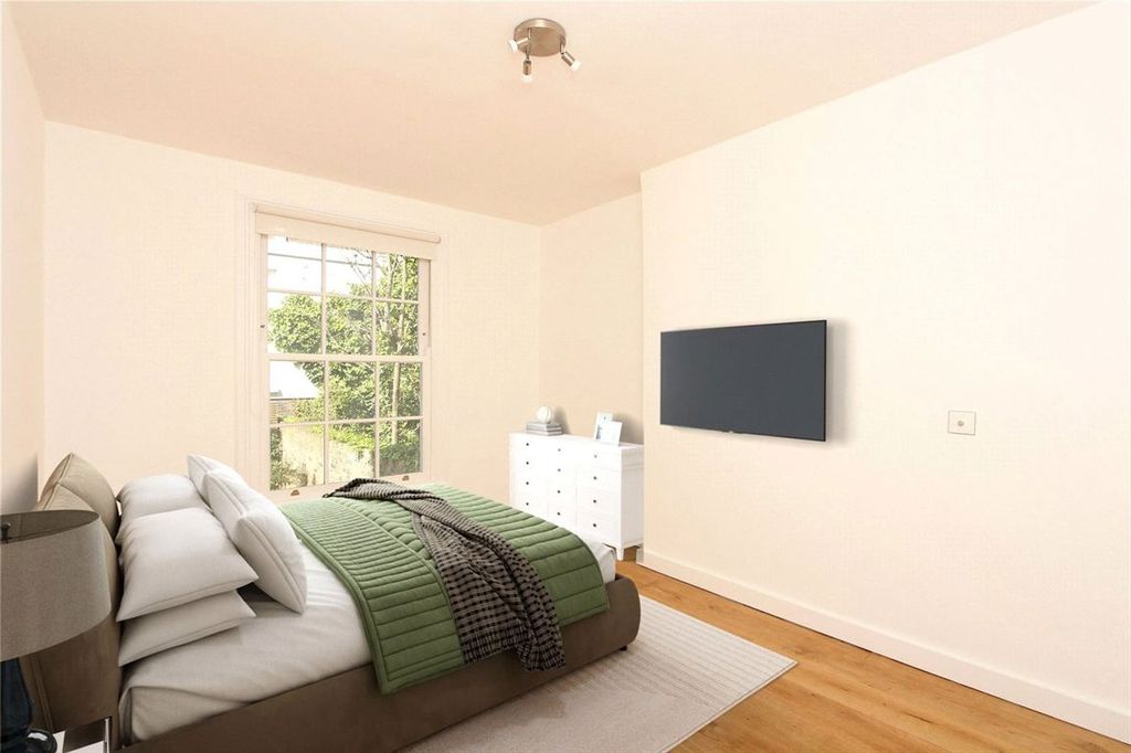Property photo 3 of 6