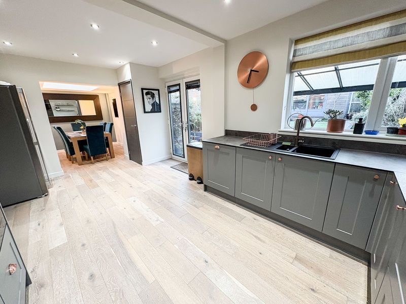 Property photo 3 of 12 Photo 10