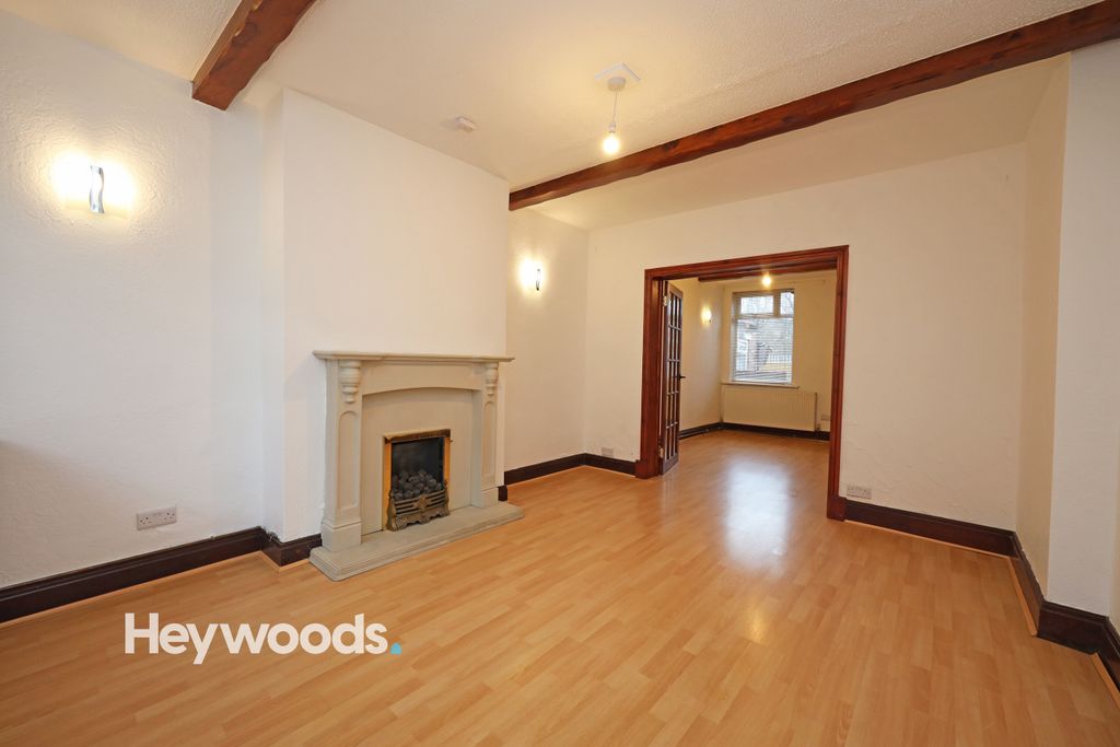 Property photo 2 of 40 099A9918