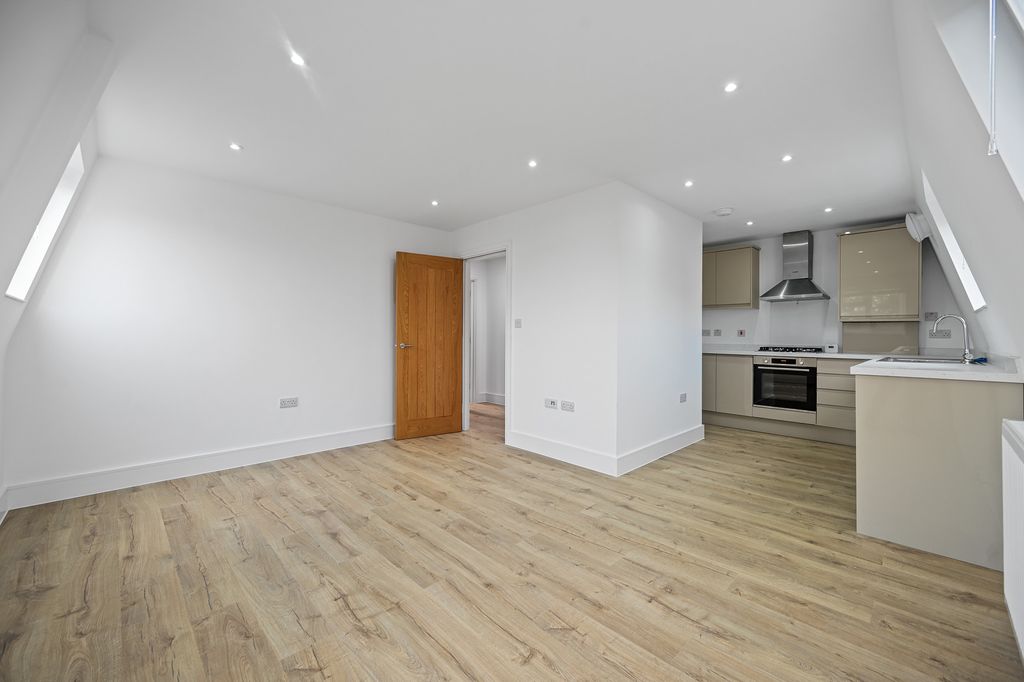 Property photo 1 of 11 9