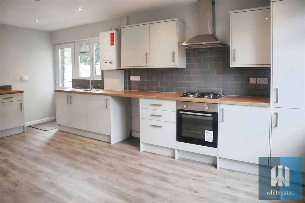 Property photo 2 of 11 Picture No. 22