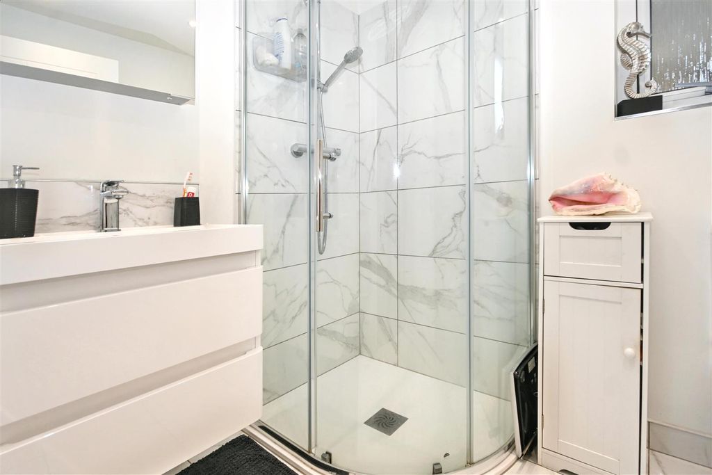 Additional image 64 of 6 bed detached house for saleWallsend Road, Pevensey BN24