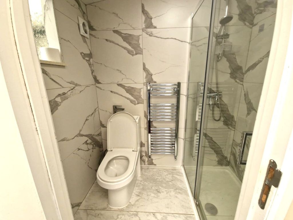 Property photo 2 of 17 Gallery