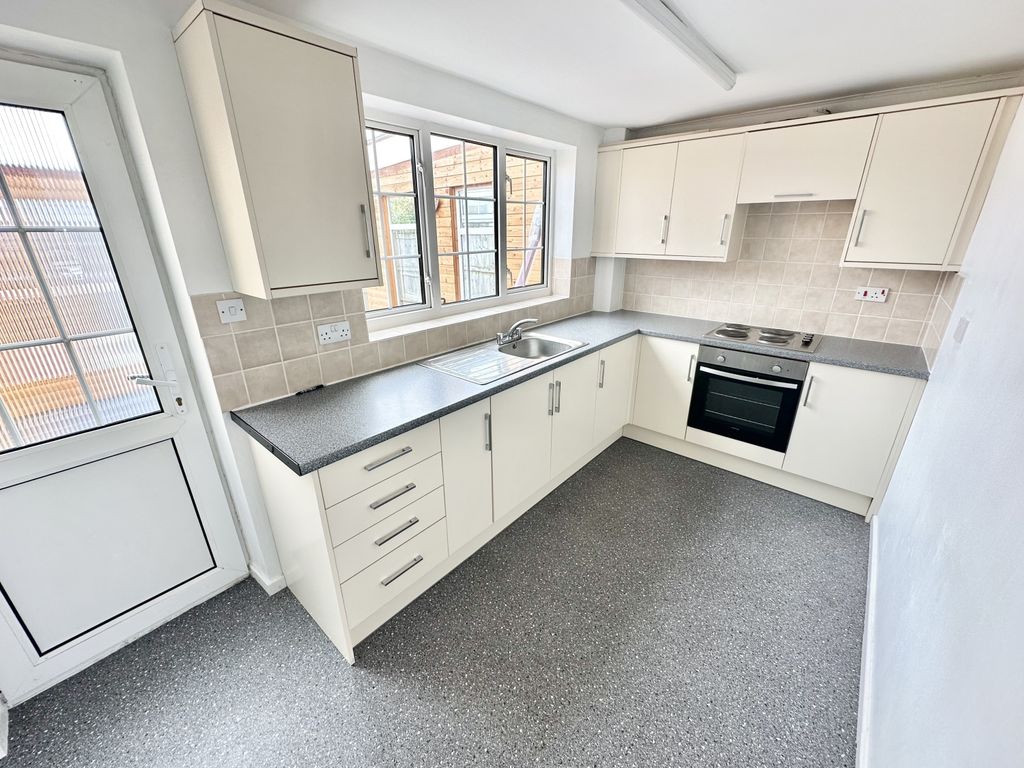 Property photo 2 of 9 Img_9136