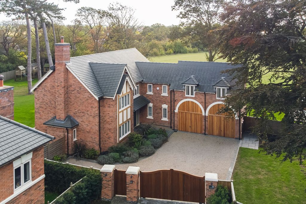 Property photo 1 of 34