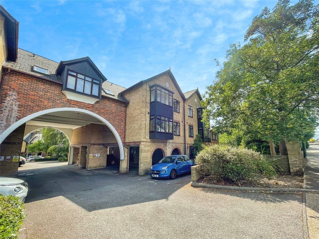 Property photo 1 of 12 Picture No. 04