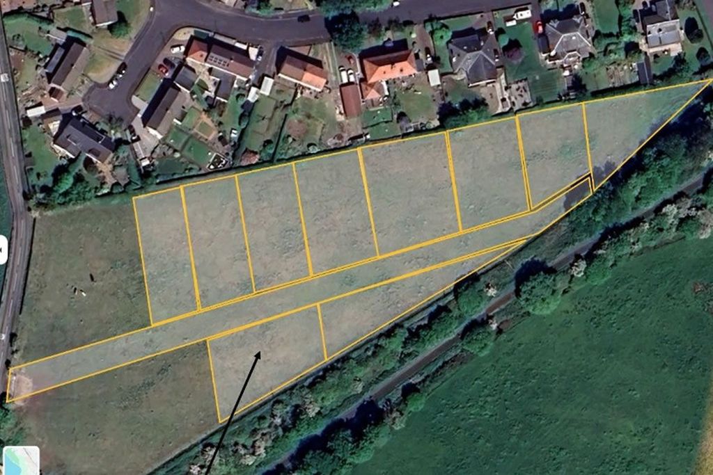 Property photo 2 of 9