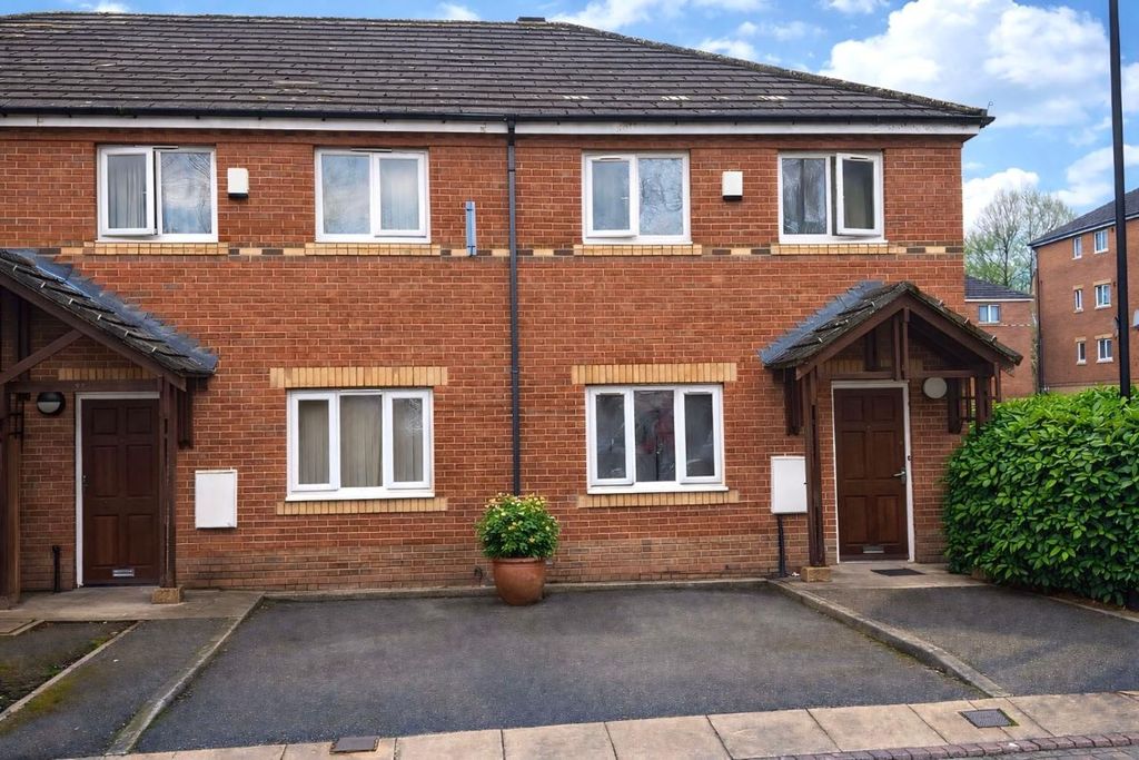 Property photo 1 of 11