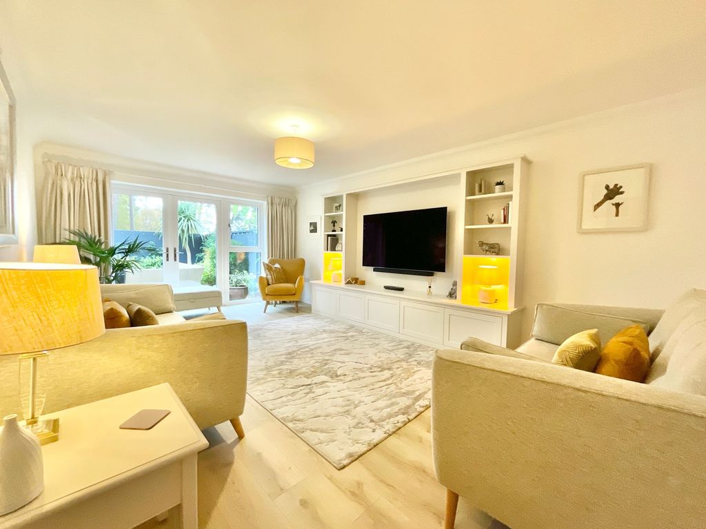 Property photo 3 of 22