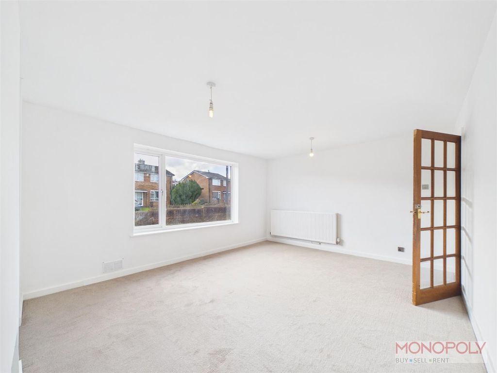 Property photo 3 of 24 Cam03815G0-Pr0421-Still016.Jpg