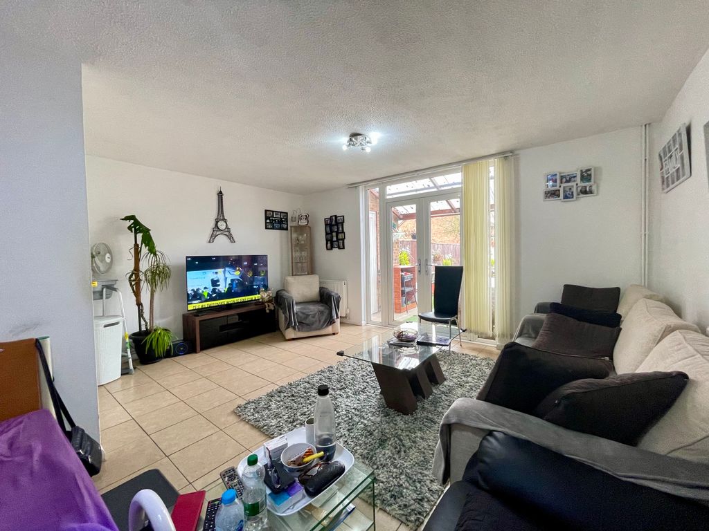 Property photo 3 of 19 Property