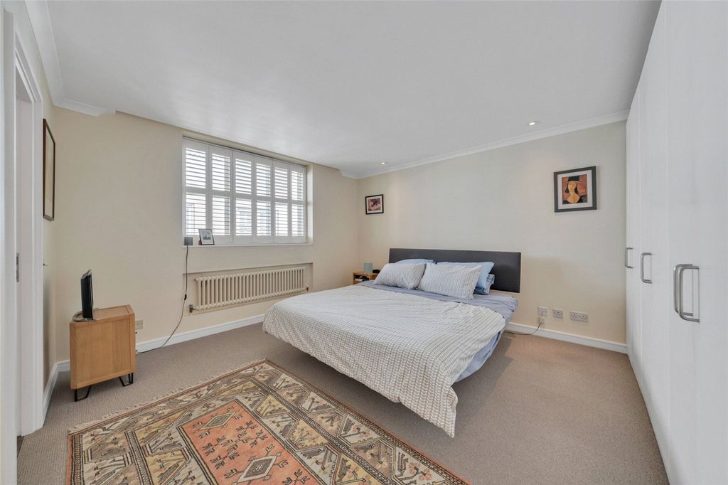 Property photo 2 of 19 Picture No. 02