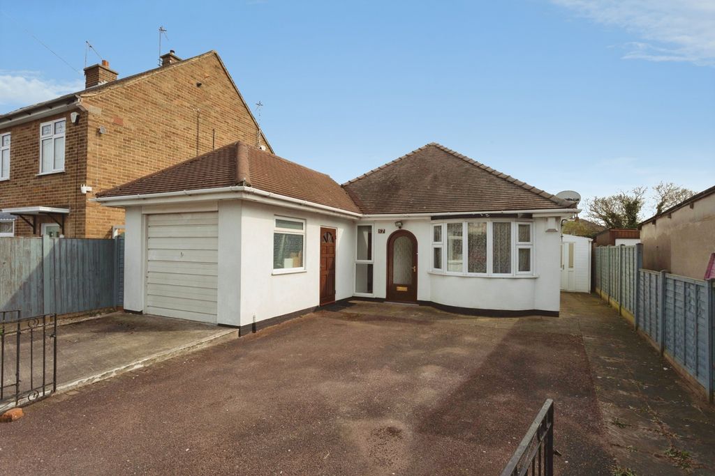 Property photo 1 of 19 Pbox-Img.Jpg