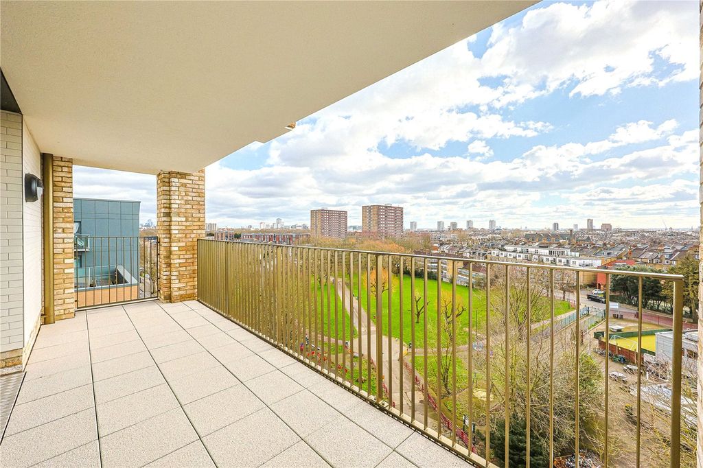 Property photo 1 of 4 Picture No. 08