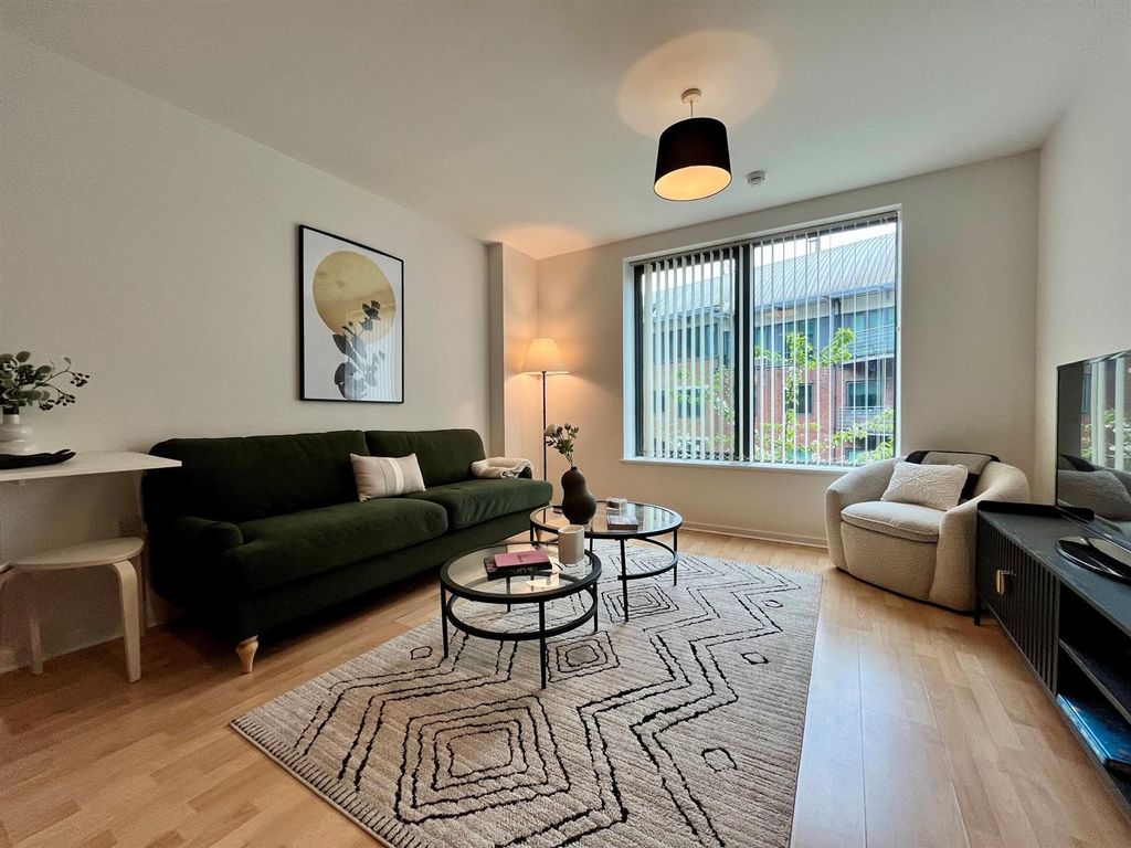 Property photo 3 of 13