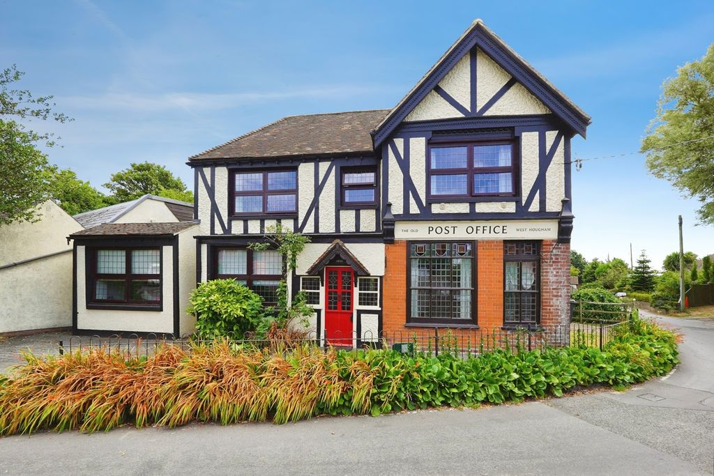 Property photo 1 of 25 Pbox-Img.Jpg