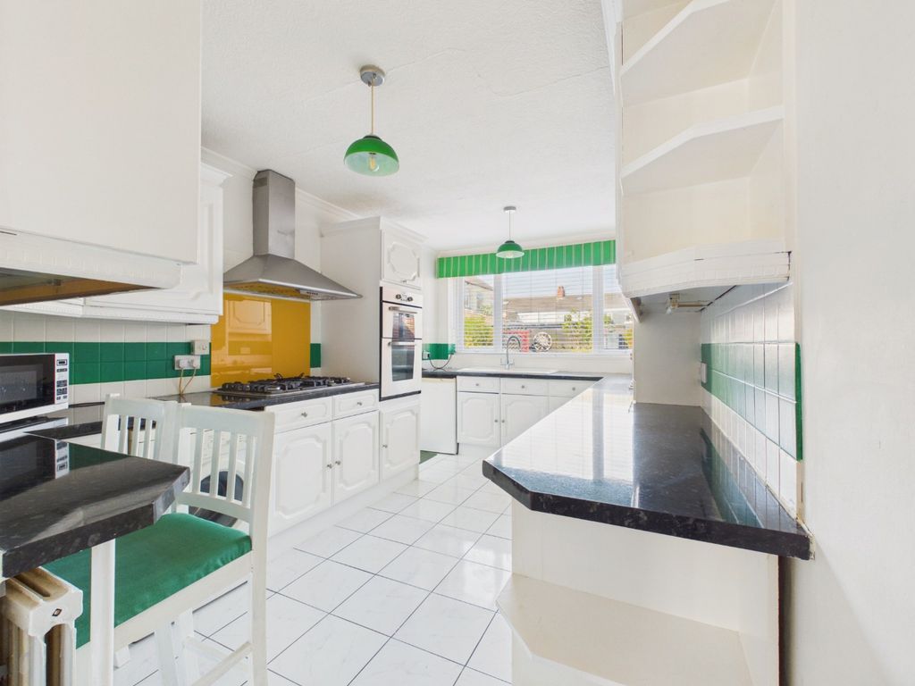 Property photo 2 of 19 5313964