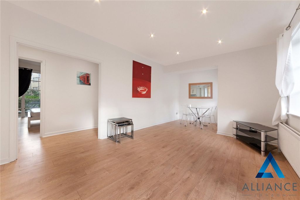Property photo 2 of 19 Picture No. 10