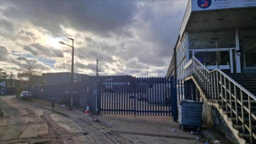 Property photo 1 of 3