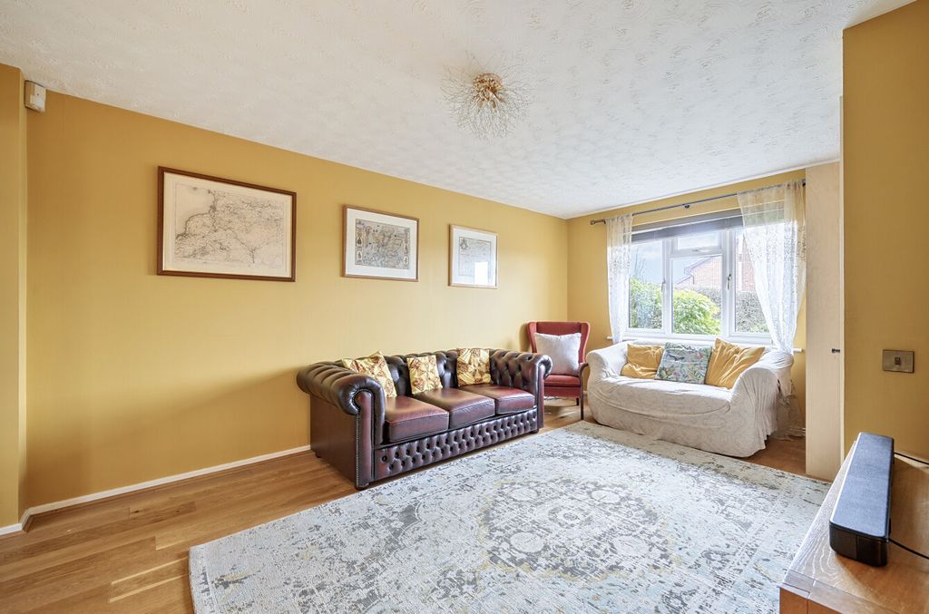 Property photo 2 of 15 1418297-13-699c7B...