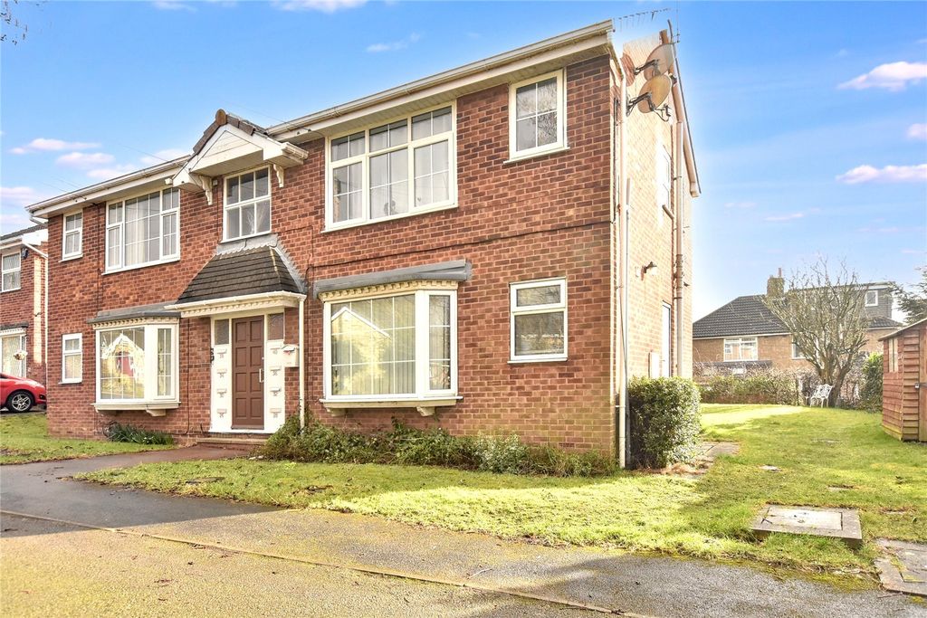 Property photo 1 of 7 Front