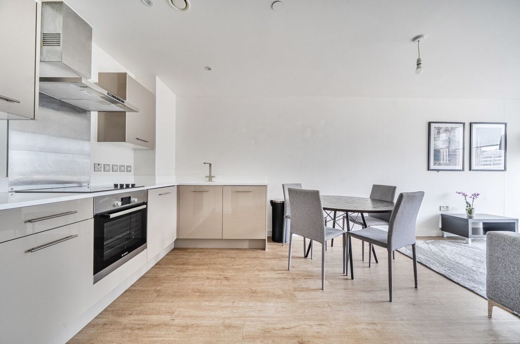 Property photo 2 of 10 1439596-6-6A19778...