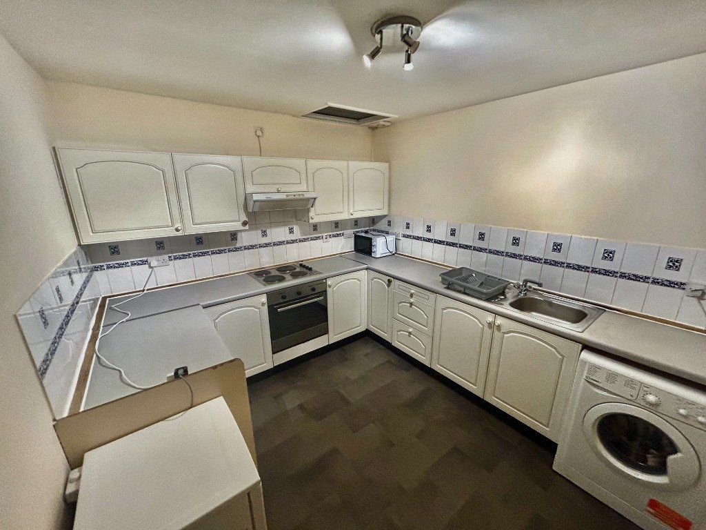 Property photo 3 of 9 Photo 3