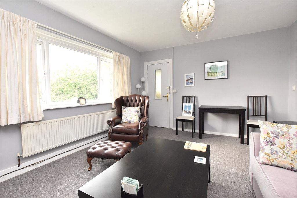 Property photo 2 of 15 Picture No. 09