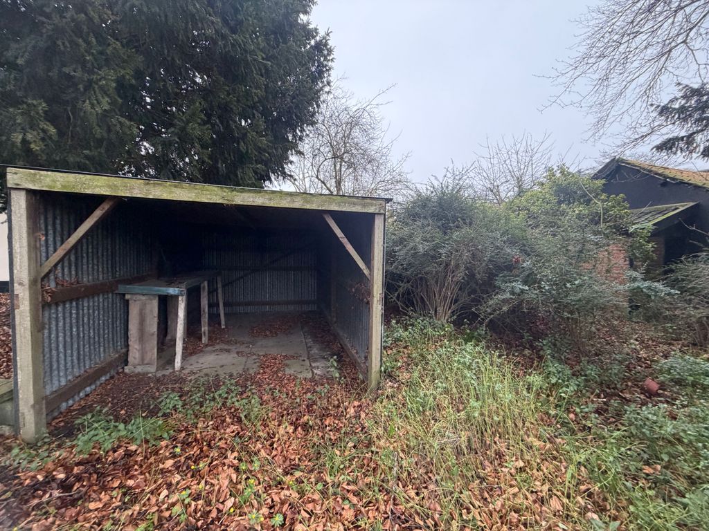 Property photo 1 of 4