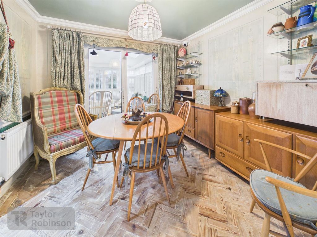 Property photo 3 of 18 Cam02600G0-Pr0651-Still015.Jpg