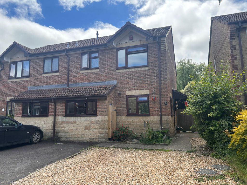 Property photo 1 of 1