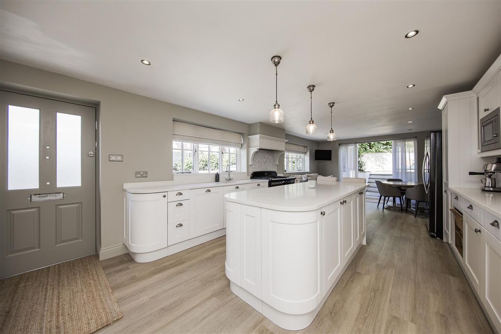 Property photo 2 of 44 Open Plan Modern Kitchen Dining