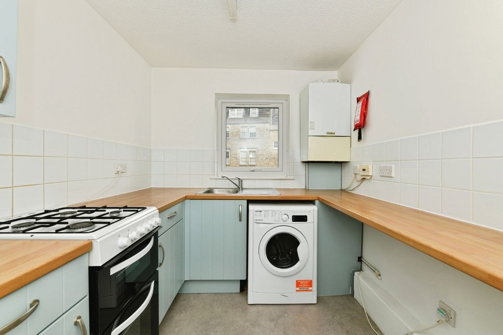 Property photo 2 of 11 Pbox-Img.Jpg