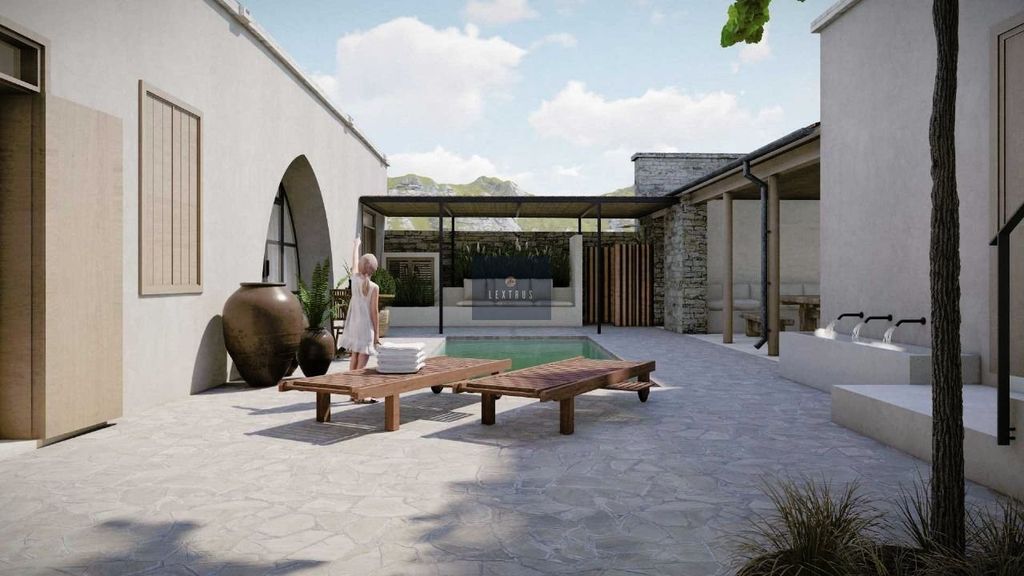 Property photo 2 of 23