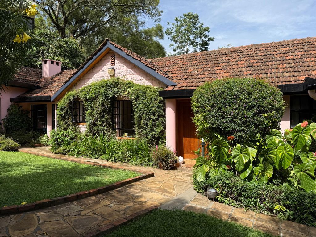 Property photo 2 of 19