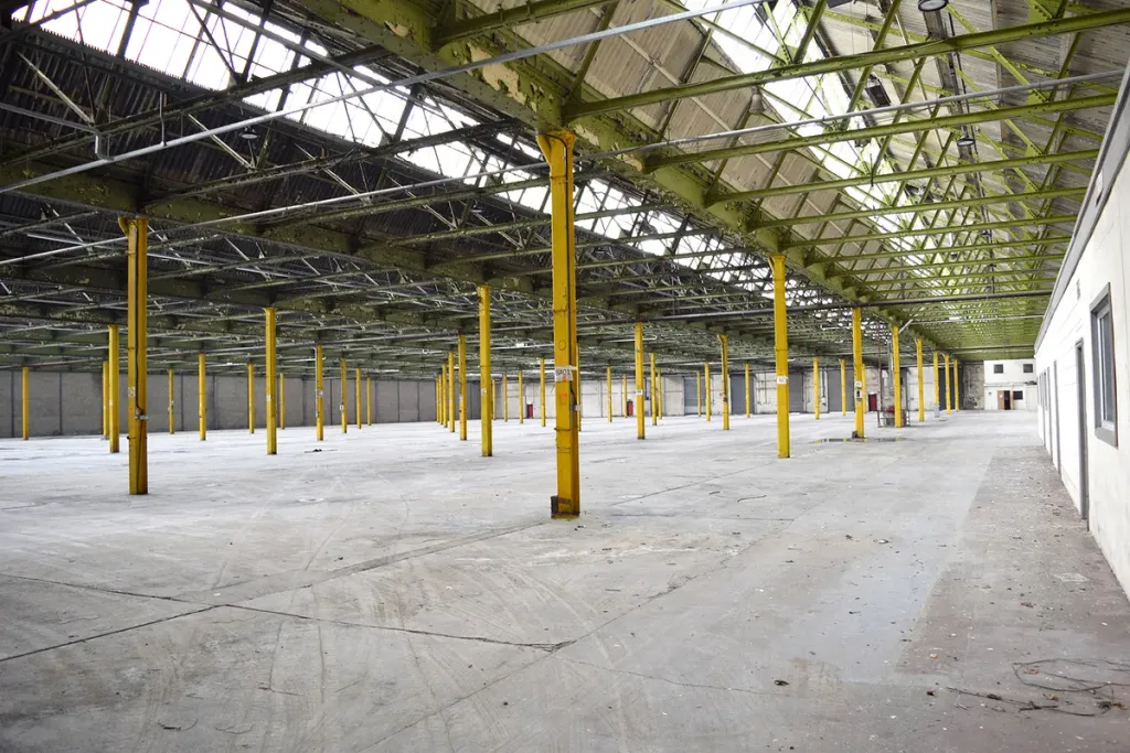 Property photo 3 of 17