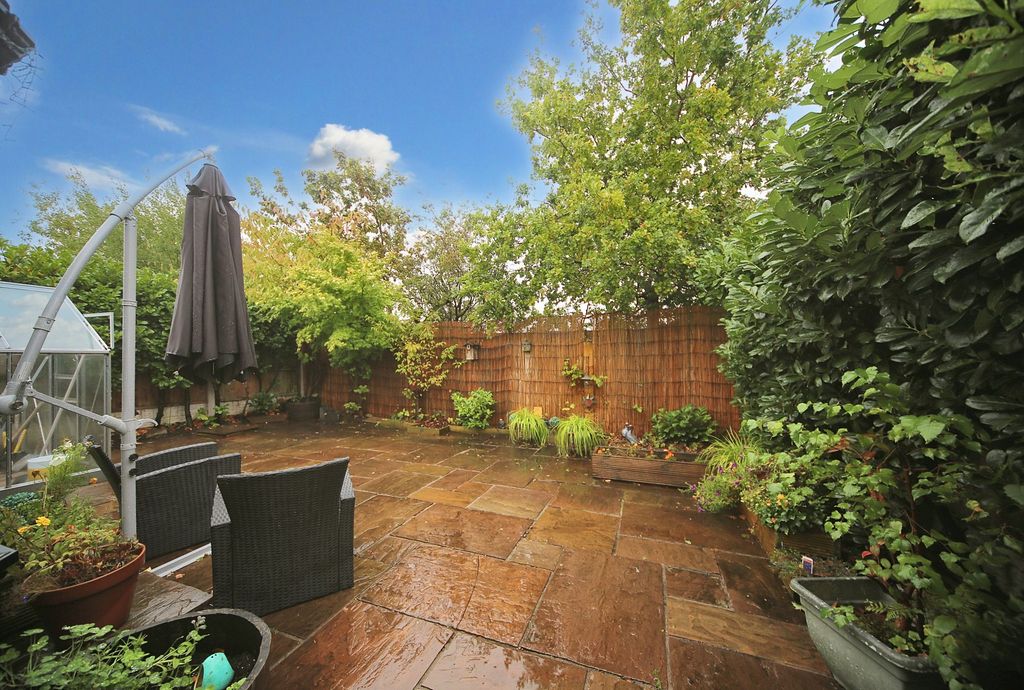 Property photo 3 of 21