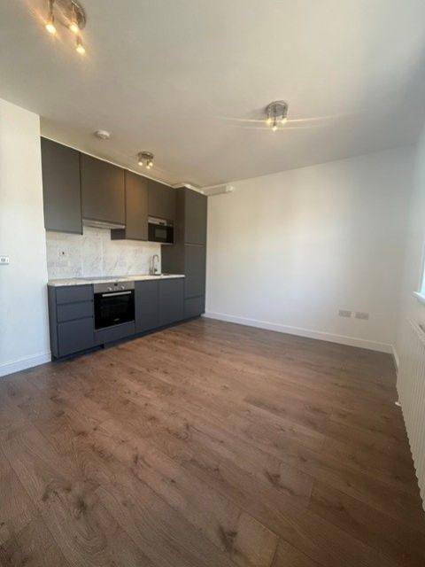 Property photo 2 of 6 2