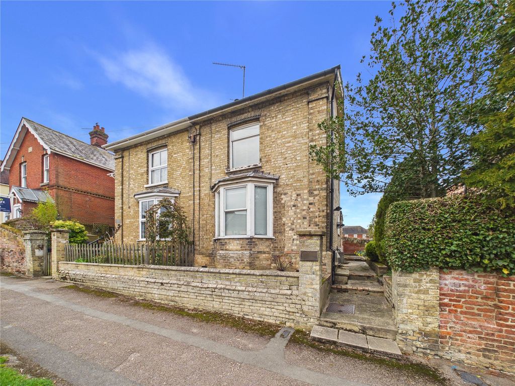 Property photo 1 of 11 Picture No. 14