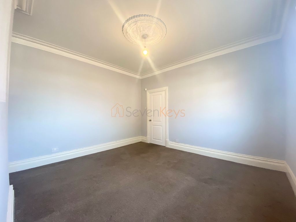 Property photo 3 of 9 Bedroom 1