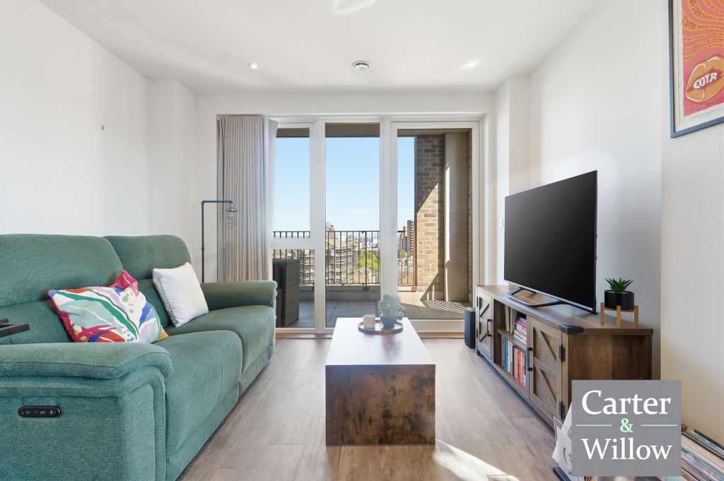 2 bed flat for saleThe Halcyon, Drydock Square, Barking IG11 photo 5