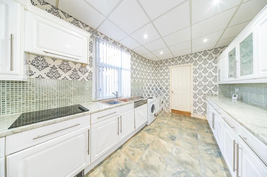 Property photo 3 of 17 7.Jpg