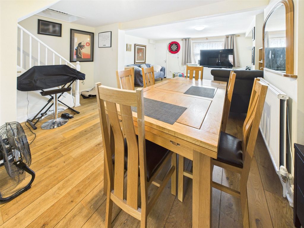 Property photo 3 of 17 Picture No. 58