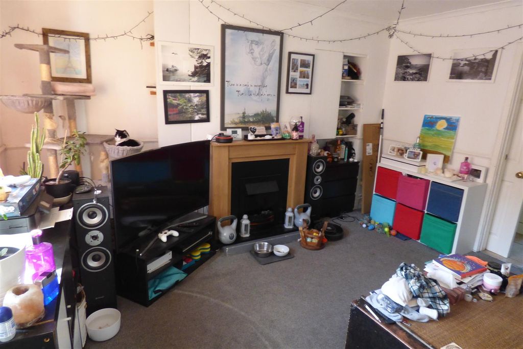 Property photo 1 of 12 P1410379.Jpg