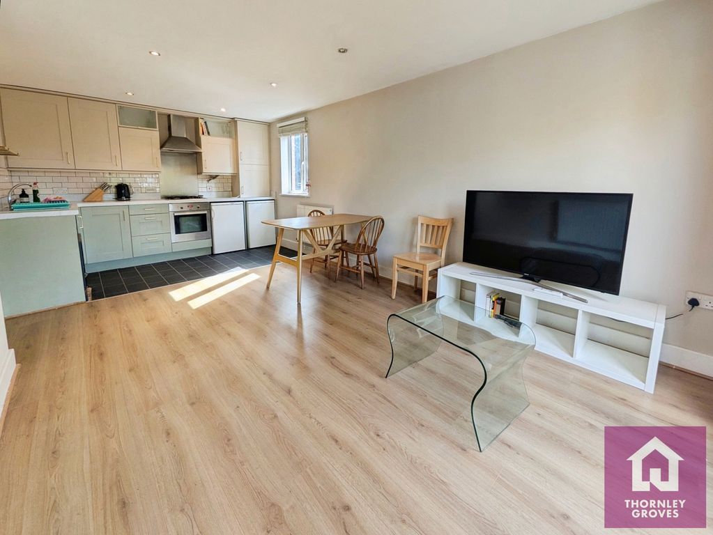Property photo 2 of 9 Pbox-Img.Jpg