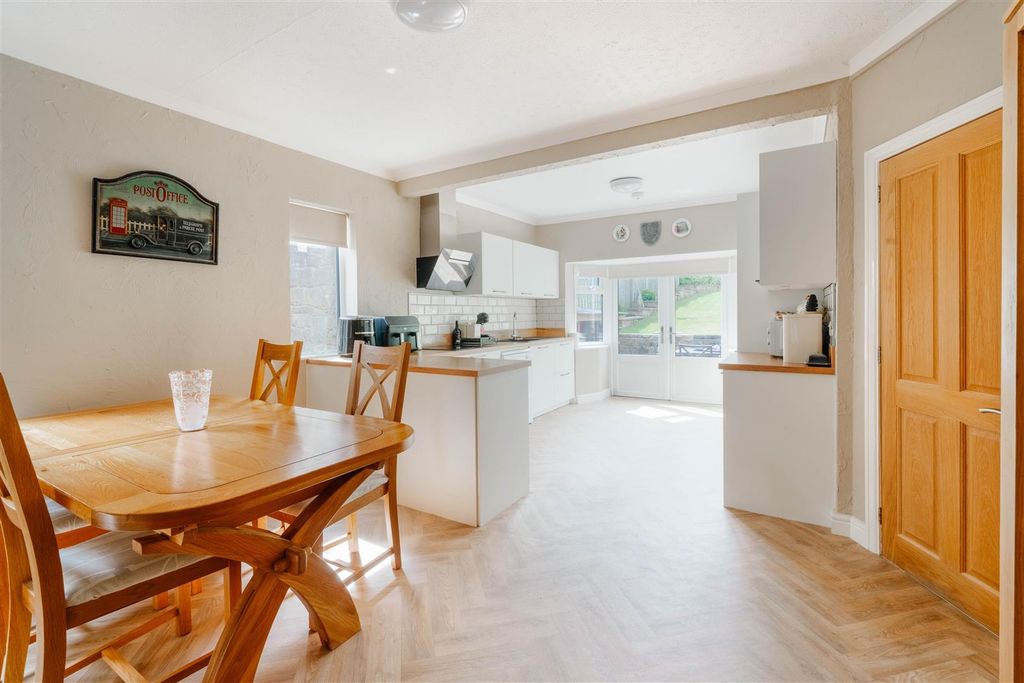 Property photo 3 of 32 Kitchen - Diner.Jpg